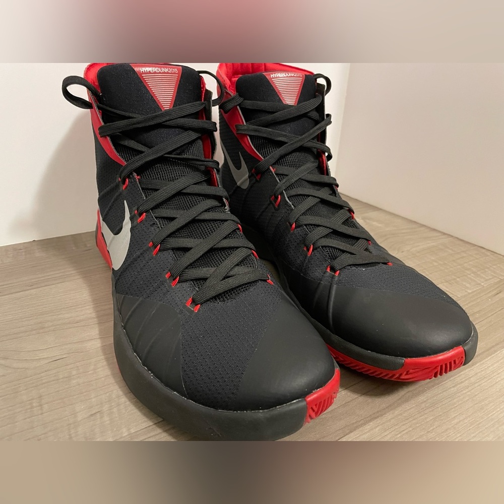 RARE Nike Hyperdunk 2015 Black Red Mens Basketball Shoes 749561-006 Size 12